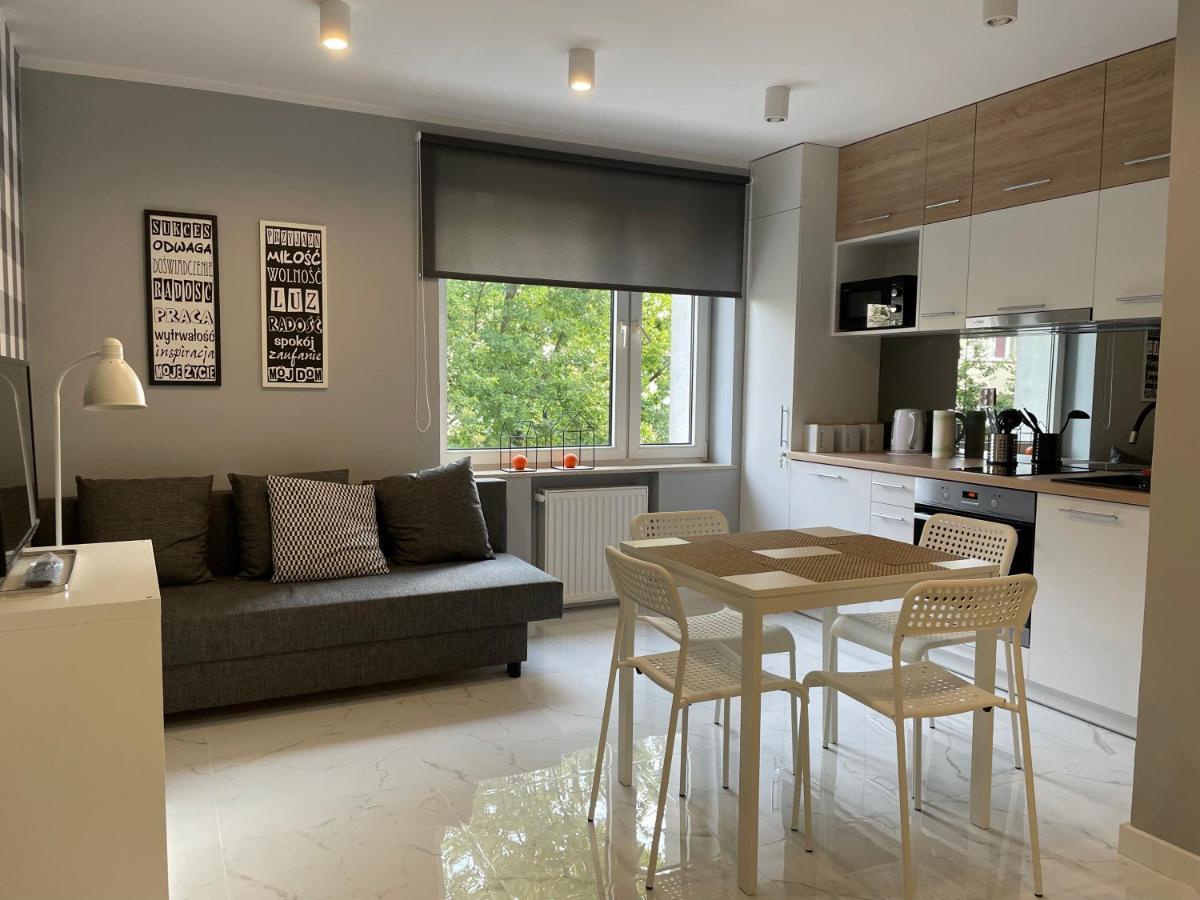Apartament Amsterdam เบียวิสตอก ภายนอก รูปภาพ